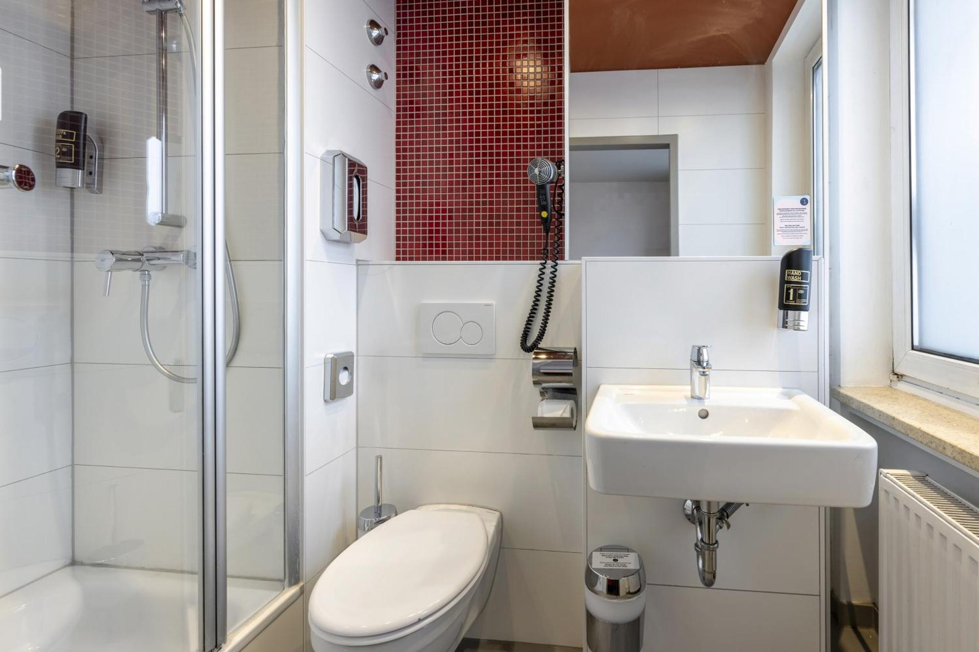 Hotel Meininger Center 3*